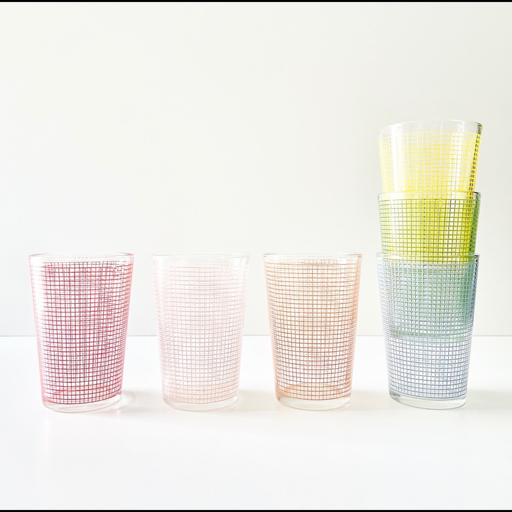 Set of 6 vintage rainbow cups